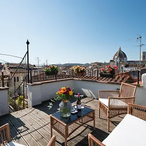 Maison d'hôtes Residenza Conte Di Cavour & Rooftop, Florence